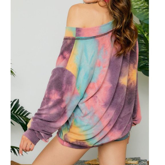 Tie Dye Oversized Big V-Neck Top - Picture 5 of 6